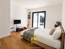 POMPIGNAC – VILLA CONTEMPORAINE AVEC PISCINE ET PRESTATIONS HAUT DE GAMME