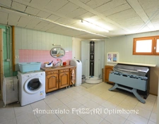 A vendre en exclusivité, proche de la Belgique et du Luxembourg, une spacieuse maison individuelle de plain-pied, d’une surface habitable de 146.93m² (quatre chambres), sur un beau terrain de 2562M²!