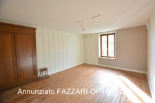 CHAUVENCY-SAINT-HUBERT – ANCIEN CORPS DE FERME – 135 M² – BEAUX VOLUMES – JARDIN AVEC VUE