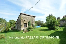 🏡 À vendre – Ancienne fermette lorraine avec grand terrain à Luzy-Saint-Martin (proche Belgique & Luxembourg)