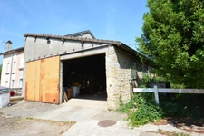 A vendre en exclusivité, proche de la Belgique et du Luxembourg, situé sur la commune d’INOR, une grange de 108 m² !
