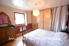 A vendre en exclusivité, Maison 4 façades au calme absolu à Montmédy – Proximité Belgique et Luxembourg – Jardin arboré (7 chambres, 230 m² habitables).
