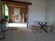 CHAUVENCY-SAINT-HUBERT – ANCIEN CORPS DE FERME – 126 M² – BEAUX VOLUMES – JARDIN AVEC VUE