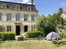 EXCLUSIVITÉ – Propriété de caractère / Petit château du XVIIIᵉ siècle à Mouzay (55) – 503 m² habitables – Proche Belgique, Luxembourg et Verdun