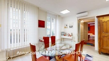 À Vendre en exclusivité à Dun sur meuse, Grande Maison de Maître avec Revenus Locatifs, proche Belgique et Luxembourg ! 244 m² habitables – Terrain clos et arboré de 934 m² 