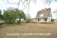 À Vendre en exclusivité, proche de la Belgique et du Luxembourg, une Maison Individuelle de 143 m² habitables, 4 Chambres sur un Grand Terrain 2179 m² 