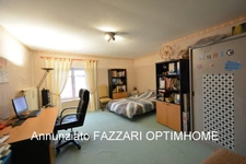 A vendre en exclusivité, proche de la Belgique et du Luxembourg, une agréable maison de village rénovée de 153 m² habitable, 3 chambres, l’ensemble sur une parcelle de 375 m² !