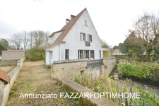 À Vendre en exclusivité, proche de la Belgique et du Luxembourg, une Maison Individuelle de 143 m² habitables, 4 Chambres sur un Grand Terrain 2179 m² 