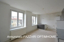🏛 À VENDRE EN EXCLUSIVITÉ, proche Belgique et Luxembourg, un Immeuble de trois appartements situés à STENAY (55), 255 M² habitables, Idéal investisseur ou résidence principale avec revenus locatifs !