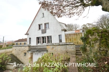 À Vendre en exclusivité, proche de la Belgique et du Luxembourg, une Maison Individuelle de 143 m² habitables, 4 Chambres sur un Grand Terrain 2179 m² 
