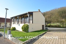 Maison individuelle sur sous-sol complet à Montmédy – 107 m² – 4 chambres – Garage 45 m² – Secteur calme proche Belgique & Luxembourg