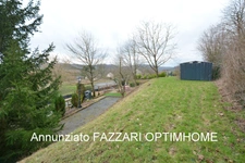A vendre en exclusivité, Maison 4 façades au calme absolu à Montmédy – Proximité Belgique et Luxembourg – Jardin arboré (7 chambres, 230 m² habitables).