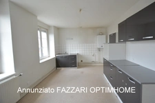 🏛 À VENDRE EN EXCLUSIVITÉ, proche Belgique et Luxembourg, un Immeuble de trois appartements situés à STENAY (55), 255 M² habitables, Idéal investisseur ou résidence principale avec revenus locatifs !
