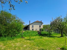 Ancien Corps de ferme de caractère avec dépendances – Terrain de 5960 m² – Proche Belgique & Luxembourg