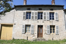 🏡 Maison de caractère à rénover – 236 m² – 11 pièces – Terrain 1300 m² – Proche Belgique & Luxembourg