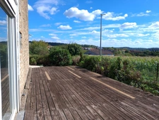 CHAUVENCY-SAINT-HUBERT – ANCIEN CORPS DE FERME – 126 M² – BEAUX VOLUMES – JARDIN AVEC VUE