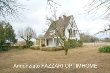 À Vendre en exclusivité, proche de la Belgique et du Luxembourg, une Maison Individuelle de 143 m² habitables, 4 Chambres sur un Grand Terrain 2179 m² 