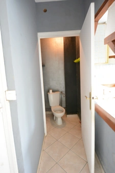 EXCLUSIVITÉ – IMMEUBLE DE RAPPORT AVEC LOCAL COMMERCIAL ET APPARTEMENT T3 À MONTMÉDY (55600)