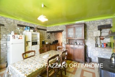 🏡 À vendre – Ancienne fermette lorraine avec grand terrain à Luzy-Saint-Martin (proche Belgique & Luxembourg)
