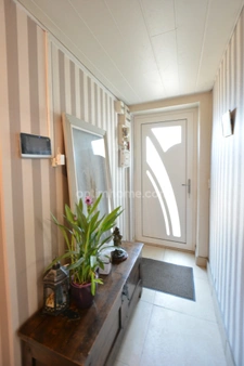 A vendre en exclusivité, proche de la Belgique et du Luxembourg, une agréable maison de campagne de 157 m² habitables, 7 pièces (4 chambres) sur une parcelle de 479 m² !