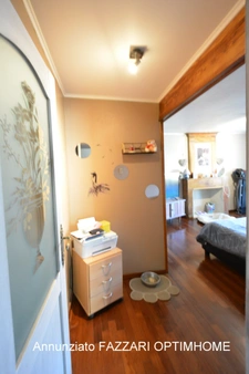 A vendre En Exclusivité, proche de la Belgique et du Luxembourg, une agréable Maison de Village rénovée située à Chauvency-le-Château d’une surface habitable de 100 m² !
