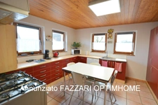 A vendre en exclusivité, Maison 4 façades au calme absolu à Montmédy – Proximité Belgique et Luxembourg – Jardin arboré (7 chambres, 230 m² habitables).