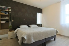 Maison de ville 5 pièces – 152 m² – Jardin verdoyant de 431 m² – Clouange centre