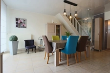 Maison 5 pièces de 83 m² avec terrasse, grand garage et jardin en impasse à Fameck