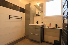 Appartement 3 pièces de 70 m² avec balcon, garage et parking – Résidence récente à Florange