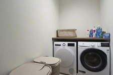 Vous rêvez d’une maison moderne aux finitions premium à Florange ? Cette pépite de 2023 avec cuisine haut de gamme et verrières design va vous séduire !