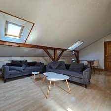 EXCLUSIF : Splendide Appartement Haussmannien en Duplex avec Rendement Locatif