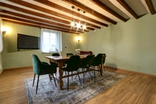 INGLANGE : Superbe Corps de Ferme Rénové avec Vastes Dépendances à Inglange - Une très belle opportunité pour Artisans, Investisseurs et Familles en Quête d'Espace