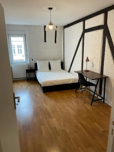 EXCLUSIF : Splendide Appartement Haussmannien en Duplex avec Rendement Locatif