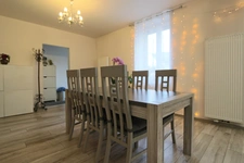 Maison de ville 5 pièces – 152 m² – Jardin verdoyant de 431 m² – Clouange centre