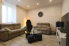 Maison de ville 5 pièces – 152 m² – Jardin verdoyant de 431 m² – Clouange centre