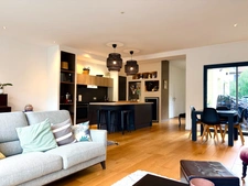 Maison CONTEMPORAINE 4CHS  LE BOUSCAT (33) limite Bordeaux