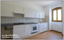 Ferme 220 m2 2 habitations T4 et T3 avec 240 m2 de dépendances sur terrain arboré 8500 m2 - 11320