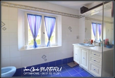 Villa T5 120 m2 3 chambres terrain arboré 9600 m2 -11400