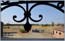 Saint-Élix-Le-Chateau – Ferme de caractère, 2 habitations, dépendances, terrain 8100 m2