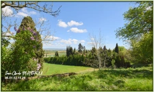 Ferme 220 m2 2 habitations T4 et T3 avec 240 m2 de dépendances sur terrain arboré 8500 m2 - 11320