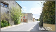 Maison d'environ 71 m2 à rénover avec terrain constructible séparé d'environ 202 m2 