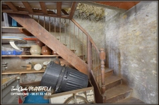 Maison d'environ 71 m2 à rénover avec terrain constructible séparé d'environ 202 m2 