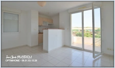 Appartement T2 41 m² avec terrasse, vue campagne, 2 parkings et piscine 