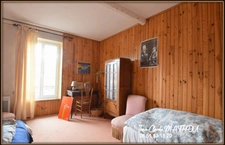 Maison de village T7 162 m2 6 chambres avec son garage et jardin -11410