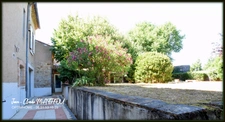 Deux maisons T4 et T3 - T7  210 m2 5 chambres avec garage et jardin abrité - 31250