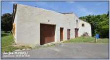 Ferme 220 m2 2 habitations T4 et T3 avec 240 m2 de dépendances sur terrain arboré 8500 m2 - 11320