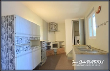 Deux maisons T4 et T3 - T7  210 m2 5 chambres avec garage et jardin abrité - 31250