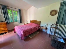 230 m², 6 chambres, vue Alpilles et terrain piscinable à pied du centre de SAINT REMY DE PROVENCE