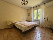 Saint-Rémy-de-Provence – Maison avec piscine, studio indépendant et terrain de 3 000 m²
