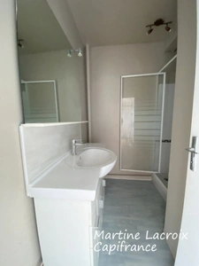 Dpt SARTHE (72), for sale LA FERTE BERNARD - APARTMENT P3 of 52 m² 